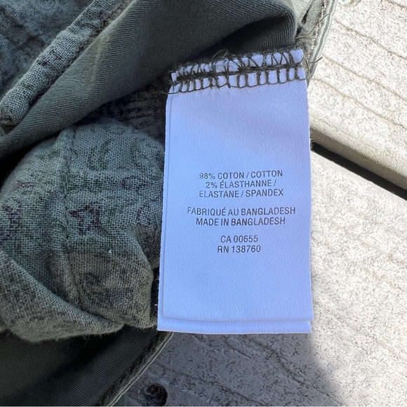 Reitmans: Petite Green Trouser/Utility Pants. Women’s Size 6. - Picture 12 of 12